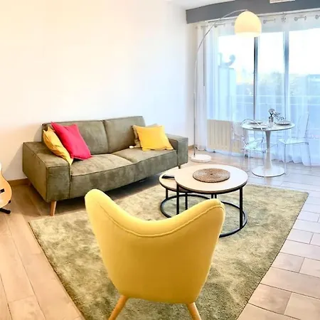 Lumineux Et Cosy, Avec Parking, 2 Mn Gare, 2Mn Muse, 5Mn Centre Apartment Metz Exterior photo