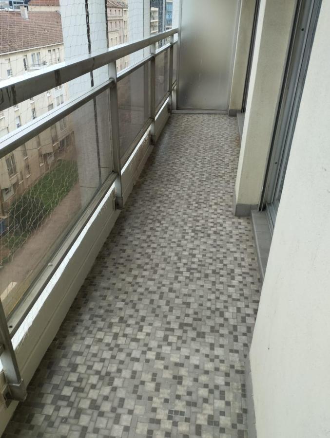Apartment Lumineux Et Cosy, Avec Parking, 2 Mn Gare, 2mn Muse, 5mn Centre